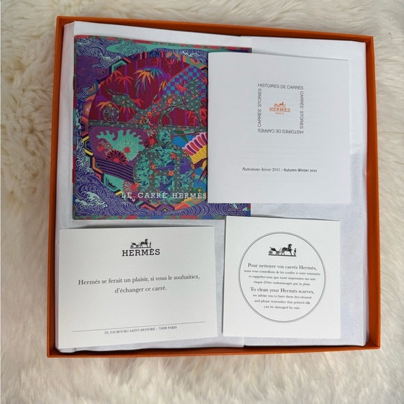 Hermes Silk Carre Scarf "Cosmogonie Apache" by Antoine Tzapoff - NEW IN BOX - Picture 4 of 13